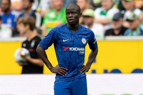 Tiền vệ trung tâm: N'Golo Kante.