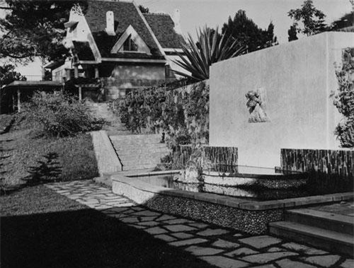 Nh&#x1EEF;ng d&#x1EA5;u m&#x1ED1;c th&#x103;ng tr&#x1EA7;m c&#x1EE7;a bi&#x1EC7;t &#x111;i&#x1EC7;n &#x27;&#x110;&#x1EC7; nh&#x1EA5;t tr&#x1EDD;i Nam&#x27;