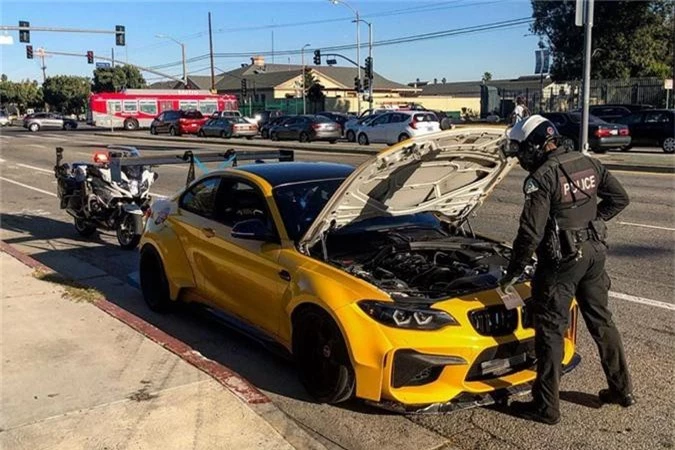 Tay choi 19 tuoi va chiec Lamborghini Huracan 