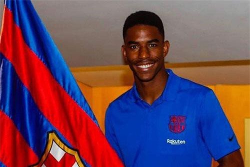 CHÍNH THỨC: Bara chiêu mộ Junior Firpo, phí giải phóng 200 triệu euro