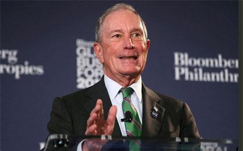 Giàu thứ 6 nước Mỹ, vị tỷ phú này có đúng 2 đôi giày mòn đế, chỉ uống cafe khi khát và luôn mua size cốc nhỏ nhất: Keo kiệt với bản thân nhưng không tiếc tiền hào sảng với người khác