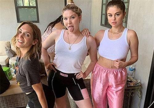 Lâu lâu mới xuất hiện, Selena Gomez khiến người hâm mộ mừng rơi nước mắt vì đã trở lại xinh đẹp và gầy hơn trước