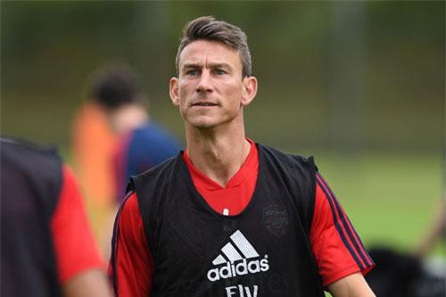 Koscielny sắp chia tay Arsenal với giá chuyển nhượng 'siêu rẻ'