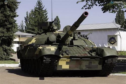 Ukraine ra mắt bản nâng cấp T-72AMT "vượt trội T-72B3" của Nga