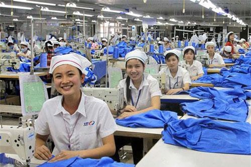 Vì sao năng suất lao động Việt Nam chưa 'bằng chị, bằng em'?