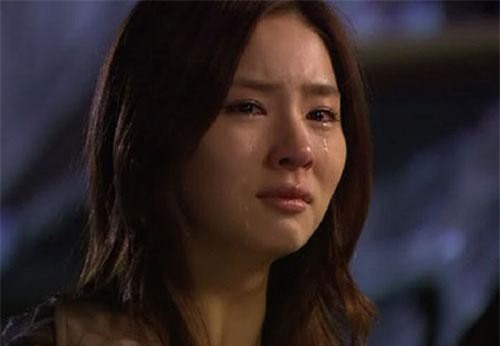 Người cũ "hạnh phúc đủ đầy" trong khi mình "thân tàn ma dại"