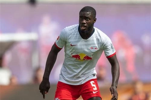 Dayot Upamecano.