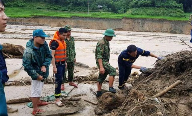 Thanh Hóa: 5 người chết, 10 người mất tích, thiệt hại gần 300 tỷ đồng vì mưa lũ - 5
