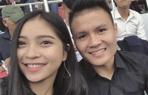 Nhật Lê và Quang Hải đồng loạt bỏ tên phụ liên quan đến người kia trên Facebook: Khẳng định không còn liên quan đến nhau?