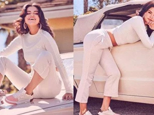 Sau khi nghỉ dài hơi, Selena Gomez gây bão với bộ ảnh tái xuất đỉnh cao: Đẹp xuất thần dù body lộ khuyết điểm
