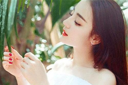 5 cung Hoàng đạo đi đến đâu cũng tỏa sáng rực rỡ, thu hút mọi ánh nhìn trong ngày thứ Ba (6/8)