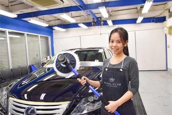 Ra mắt dịch vụ rửa xe theo tiêu chuẩn Nhật Bản tại Hà Nội 