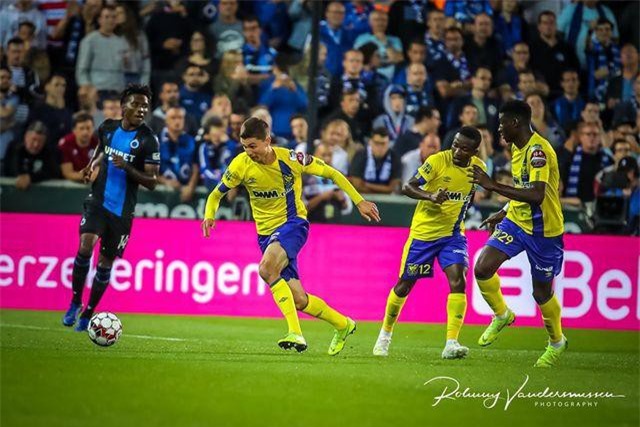 Cổ động viên Sint-Truidense nổi giận vì kết quả tệ hại của đội nhà