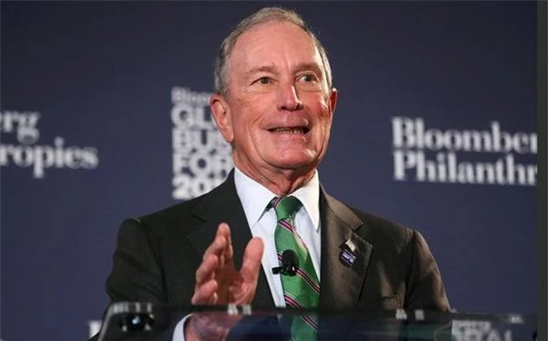 Tỷ phú tự thân Michael Bloomberg