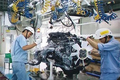 Lãi suất 12%, không ai muốn làm công nghiệp