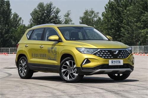 SUV trang bị động cơ tăng áp, giá chỉ hơn 300 triệu đồng