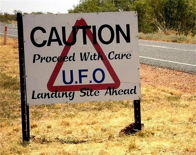 Bên trong 'thủ đô UFO' ở Australia - ảnh 4