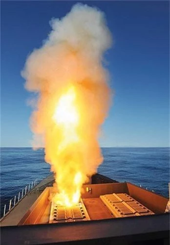 Mạnh khủng nhưng sao siêu hạm Anh không dọa nổi Iran? - Hình 8 Manh khung nhung sao sieu ham Anh khong doa noi Iran?-Hinh-8