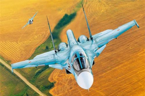 Cận cảnh những máy bay Sukhoi đi vào huyền thoại của hàng không Nga
