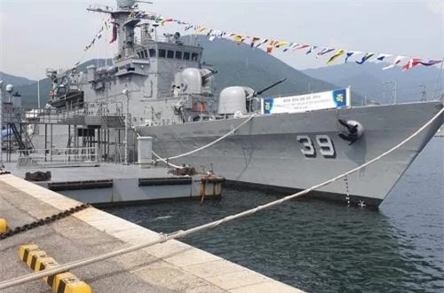 Bởi hiện tại các trang bị của Hải quân Philippines đa phần được sản xuất từ thời Chiến tranh Thế giới thứ 2, cũ kỹ, lạc hậu, thiếu hệ thống sonar hay ngư lôi. Ảnh: Philippine Navy
