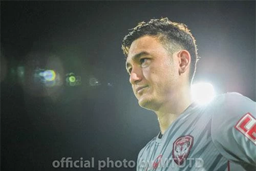 Văn Lâm nhận được sự tán dương từ CLB Muangthong United