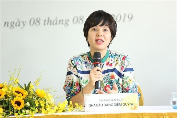 Chỉ đạo sản xuất chương trình VTV true Concert - Nhà báo Diễm Quỳnh Chỉ đạo sản xuất chương trình VTV true Concert - Nhà báo Diễm Quỳnh