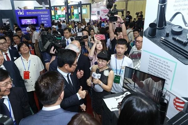 Triển lãm Thương mại sản phẩm Đài Loan 2019 thu hút nhiều khách tham quan trong ngày đầu khai mạc. 