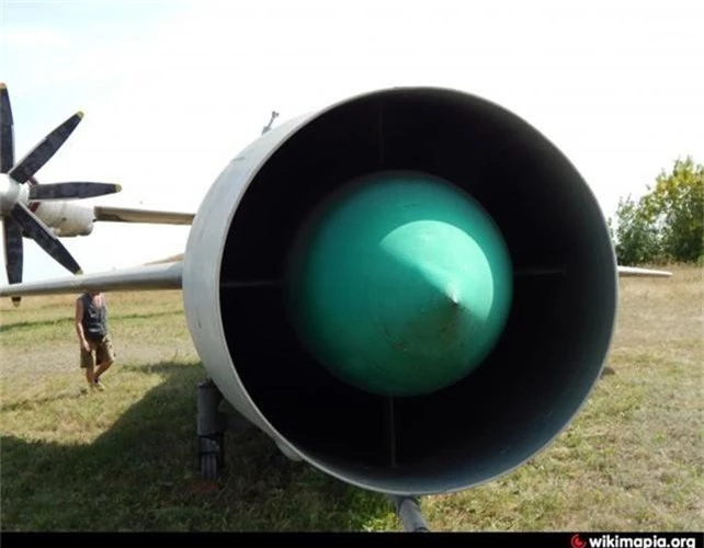Kỳ lạ tên lửa mang hình dáng tiêm kích MiG-21 của Liên Xô - Hình 5 Ky la ten lua mang hinh dang tiem kich MiG-21 cua Lien Xo-Hinh-5