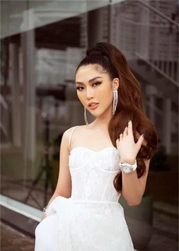 Mỹ nhân Việt làm người thứ 3: Người tự hào, kẻ thấy nhục - Hình 11 My nhan Viet lam nguoi thu 3: Nguoi tu hao, ke thay nhuc-Hinh-11