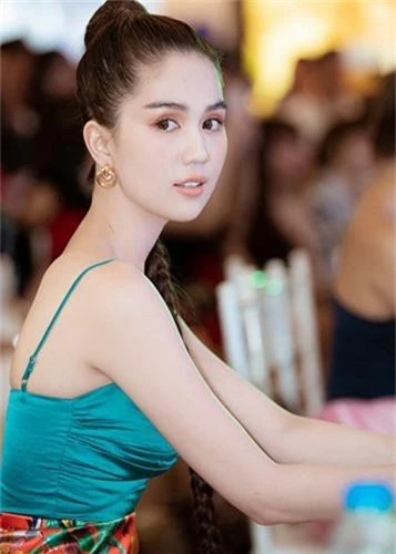 Mỹ nhân Việt làm người thứ 3: Người tự hào, kẻ thấy nhục - Hình 3 My nhan Viet lam nguoi thu 3: Nguoi tu hao, ke thay nhuc-Hinh-3