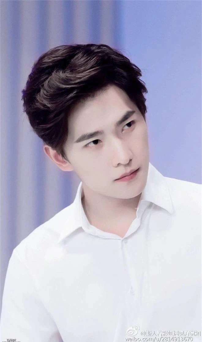 Top 10 mỹ nam fan muốn hẹn hò nhất ngày Thất Tịch: Gun Thần Lý Hiện chạy đua với Đặng Luân, nhân tố cuối gây bất ngờ - Ảnh 6. Top 10 mỹ nam fan muốn hẹn hò nhất ngày Thất Tịch: Gun Thần Lý Hiện chạy đua với Đặng Luân, nhân tố cuối gây bất ngờ - Ảnh 6.