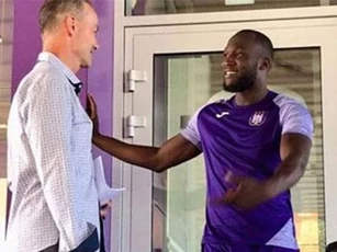 Vì sao mâu thuẫn giữa Lukaku với Man Utd gia tăng?