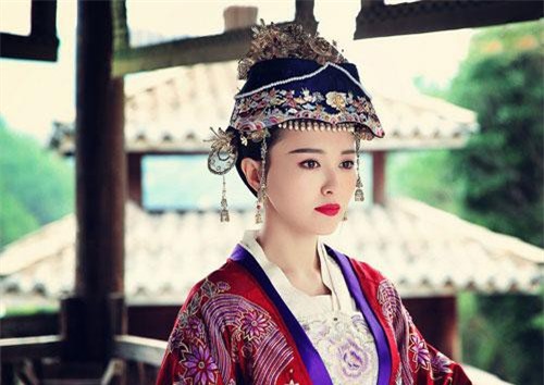 Không oán thán khóc lóc, chiêu giữ chồng đầy tinh tế của tài nữ Trác Văn Quân vẫn khiến người đời sau phải nể phục