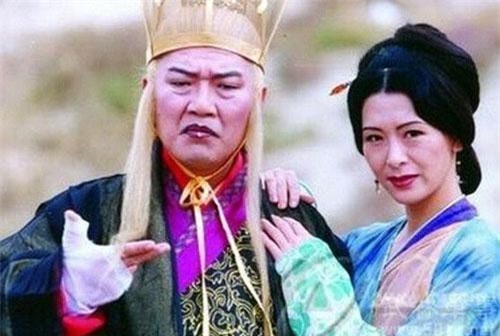 Vén màn bí mật chuyện tình cảm giữa thái giám và cung nữ: Sống như vợ chồng, đánh ghen, xử lý tình địch dữ dội như bao người