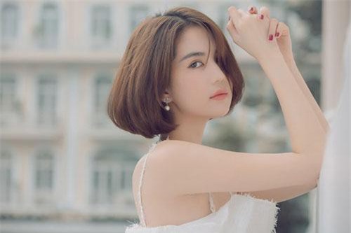 Mỹ nhân Việt làm người thứ 3: Người tự hào, kẻ thấy xấu hổ