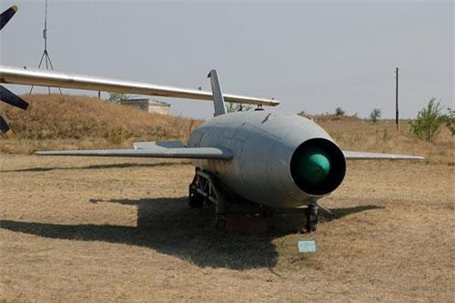 Kỳ lạ tên lửa mang hình dáng tiêm kích MiG-21 của Liên Xô