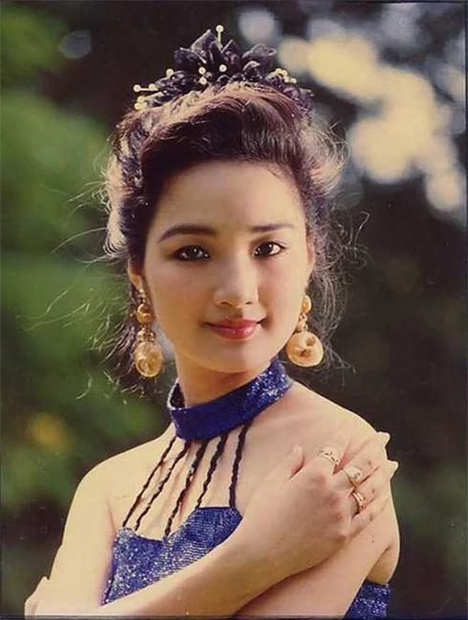 Nhan sắc xinh đẹp của Giáng My thời điểm dự thi Hoa hậu. Nhan sắc xinh đẹp của Giáng My thời điểm dự thi Hoa hậu.