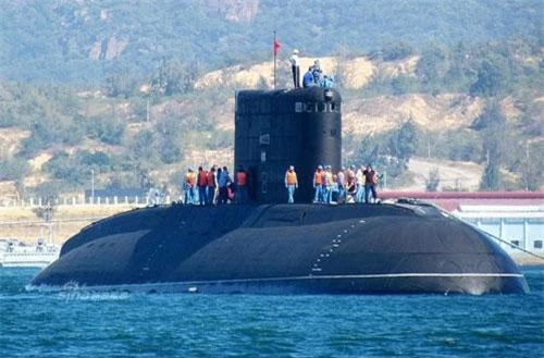 Binh chủng tàu ngầm của Việt Nam bắt đầu được thành lập kể từ ngày 29/5/2013. Hiện nay, Lữ đoàn tàu ngầm 189 là đơn vị duy nhất thuộc Binh chủng tàu ngầm. Nguồn ảnh: Sina.