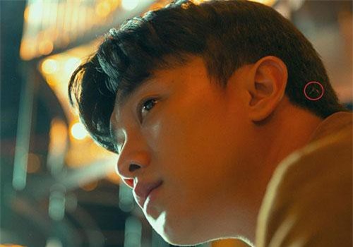 Vừa đăng ảnh mới khoe vẻ ngoài điển trai, Quốc Trường "Về nhà đi con" bị fan soi ngay ra dấu hiệu tuổi tác