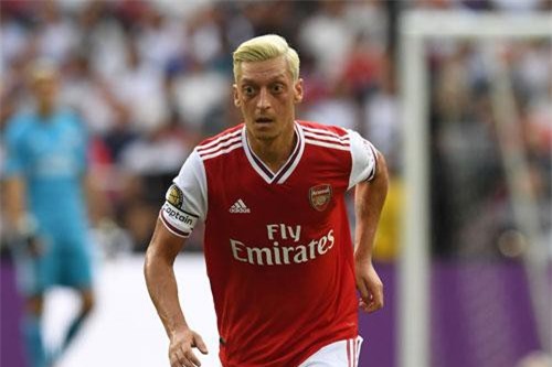 Đội hình siêu tấn công của Arsenal ở mùa giải 2019-2020: Ozil góp mặt