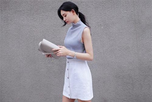 Các nàng 'màn hình phẳng' cần học ngay cách mix đồ thần thánh này