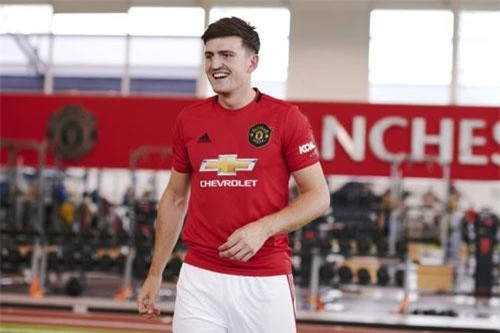 Trung vệ: Harry Maguire (M.U).