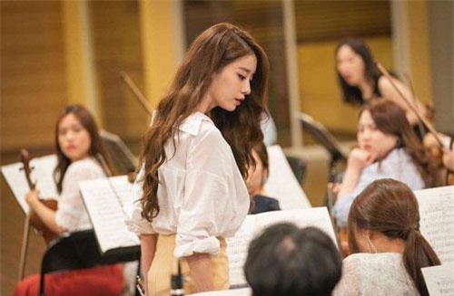 Phim vừa lên sóng, Jiyeon (T-ARA) đã chiếm luôn spotlight của nữ chính chỉ với màn tát "lật mặt" nữ đồng nghiệp