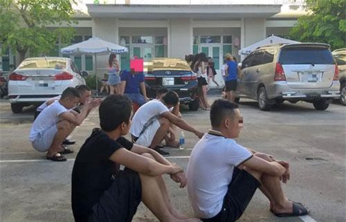 Đột kích quán karaoke, phát hiện 58 người “dính” ma tuý