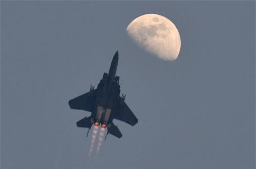 Mãn nhãn vũ khí “khủng” tham gia duyệt binh Singapore