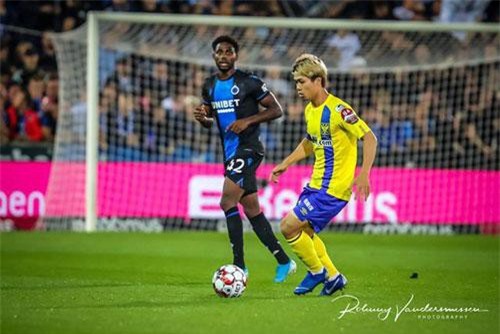 Vì sao Công Phượng bị Sint Truidense loại khỏi đội hình đấu Standard Liege?