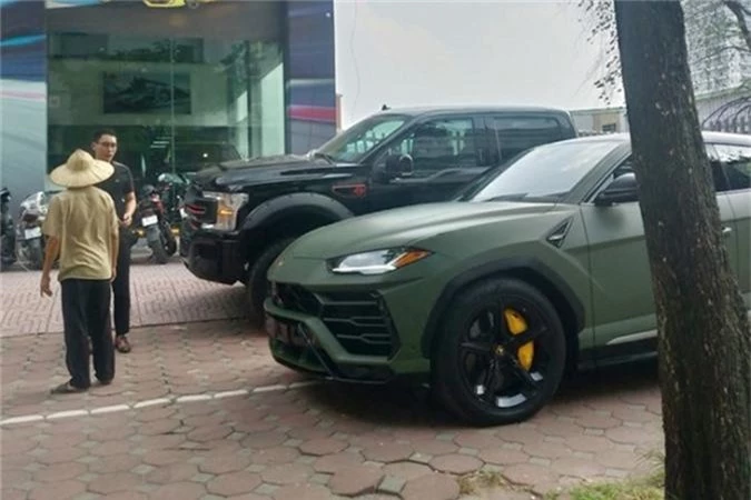 Dai gia Dang Le Nguyen Vu tau Lamborghini Urus 22 ty dong