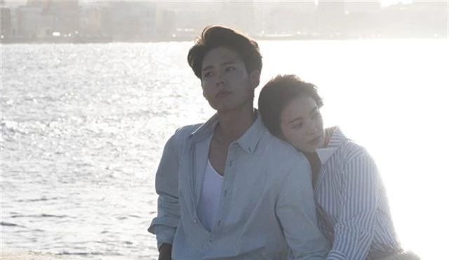Phim Hàn Quốc Bạn trai - Mối tình chị em định mệnh của Song Hye Kyo và Park Bo Gum - Ảnh 4.