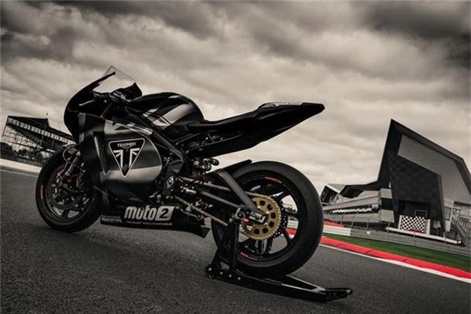 Triumph Daytona 2020 ra mat tai giai dua British MotoGP-Hinh-3