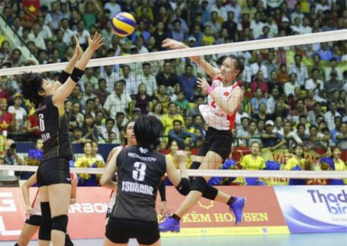 VTV Cup 2019: Khán giả "cháy" hết mình cùng ĐT Việt Nam trong trận chung kết